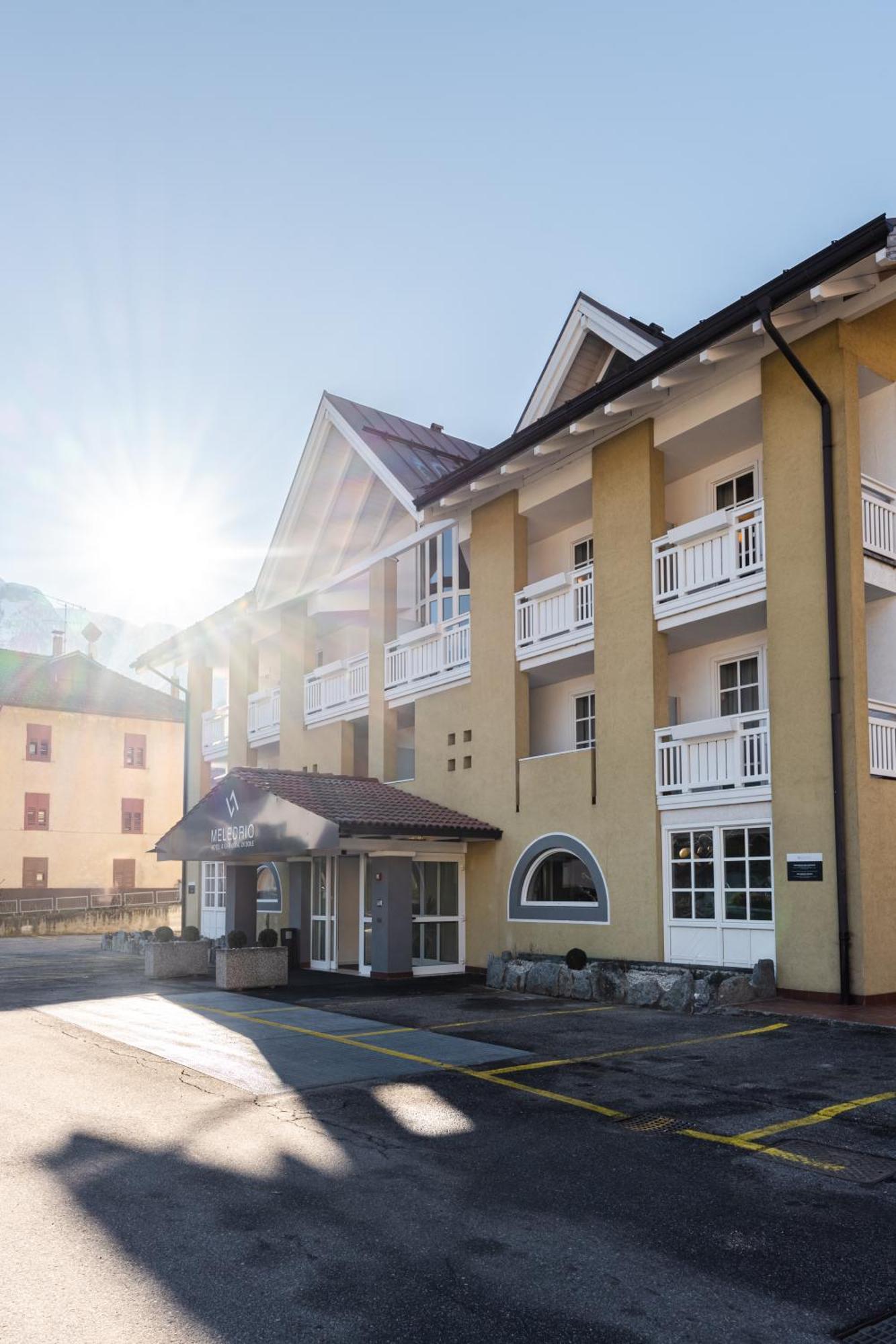 Hotel Garni Meledrio ディマーロ エクステリア 写真