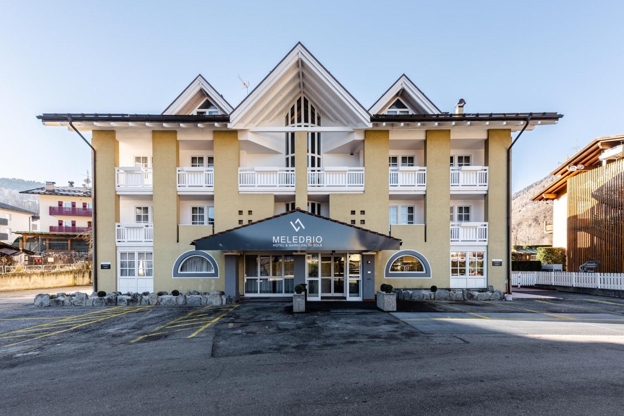 Hotel Garni Meledrio ディマーロ エクステリア 写真