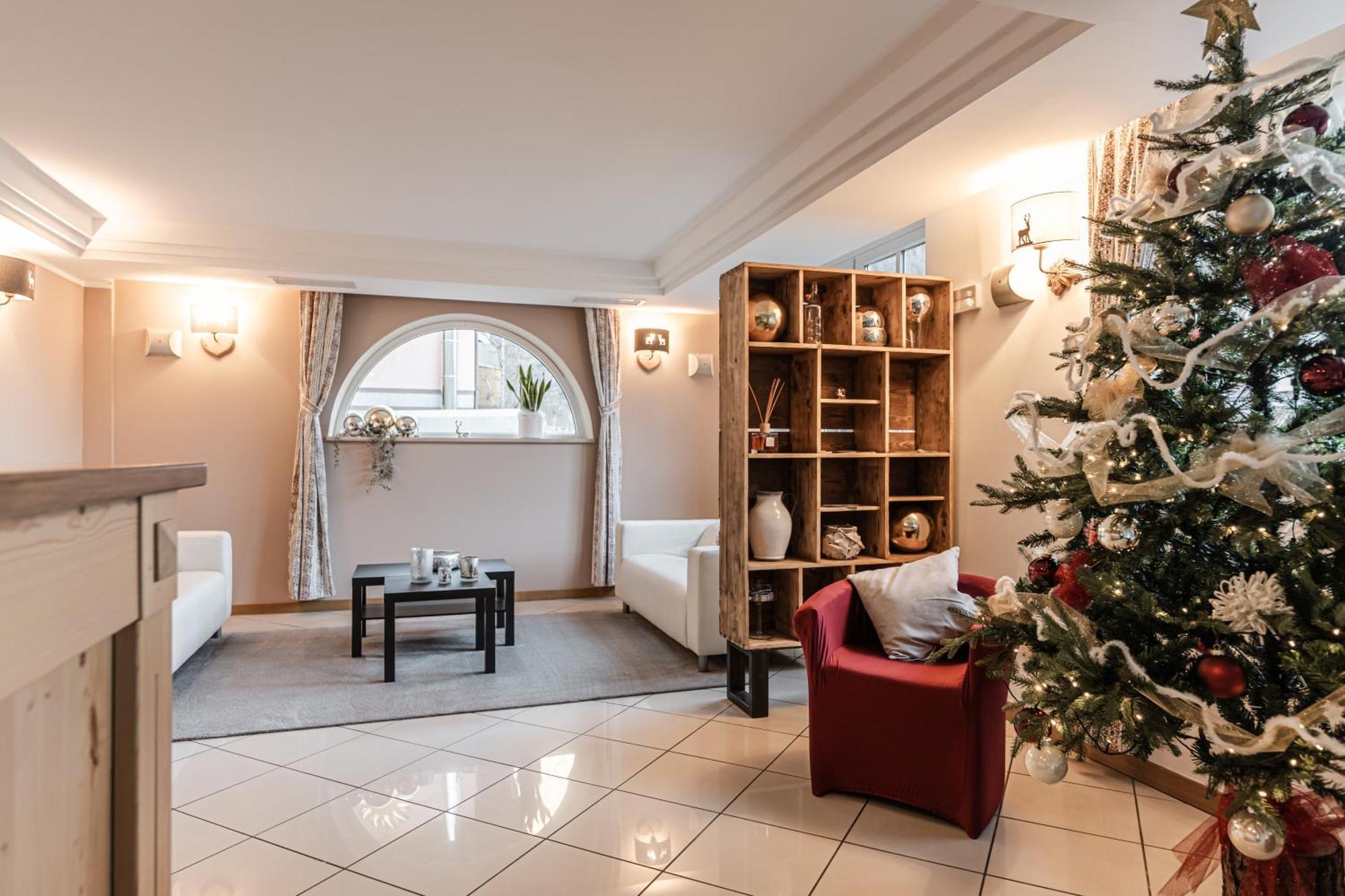Hotel Garni Meledrio ディマーロ エクステリア 写真