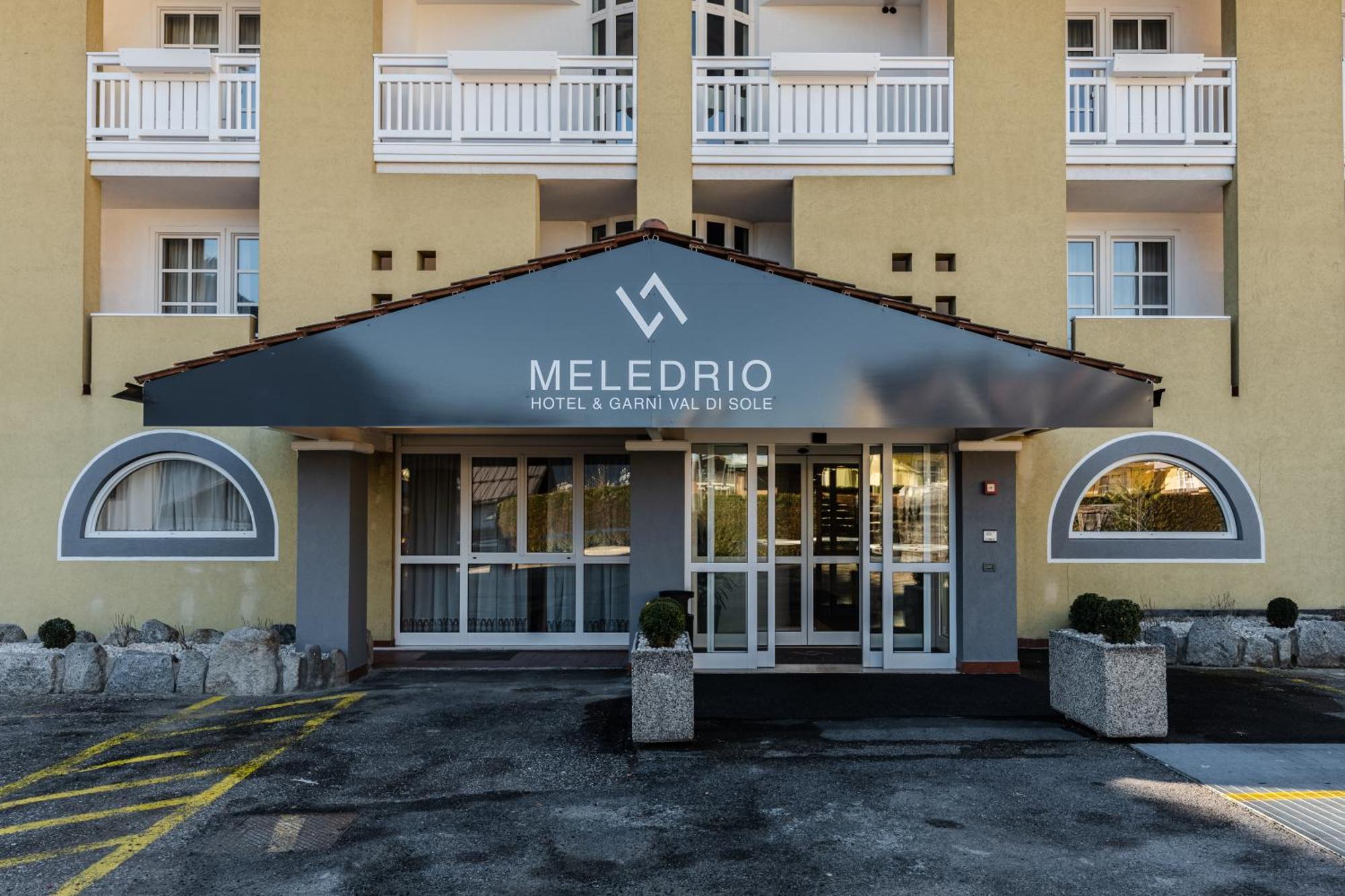 Hotel Garni Meledrio ディマーロ エクステリア 写真