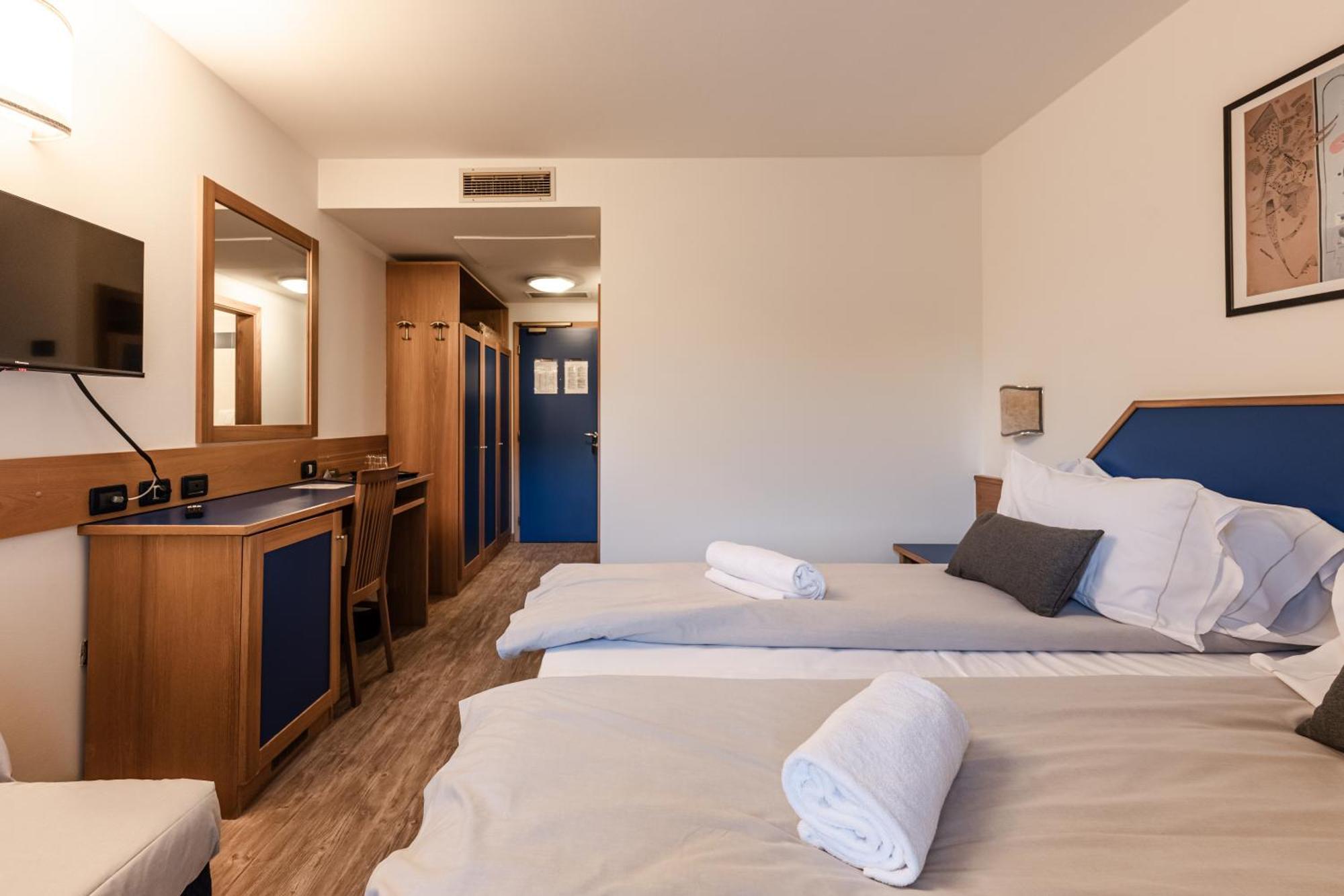 Hotel Garni Meledrio ディマーロ エクステリア 写真
